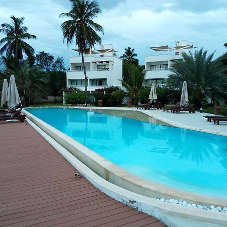 Villa Kalista Luxury Villas شاطئ دياني المظهر الخارجي الصورة