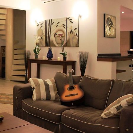 Villa Kalista Luxury Villas شاطئ دياني المظهر الخارجي الصورة